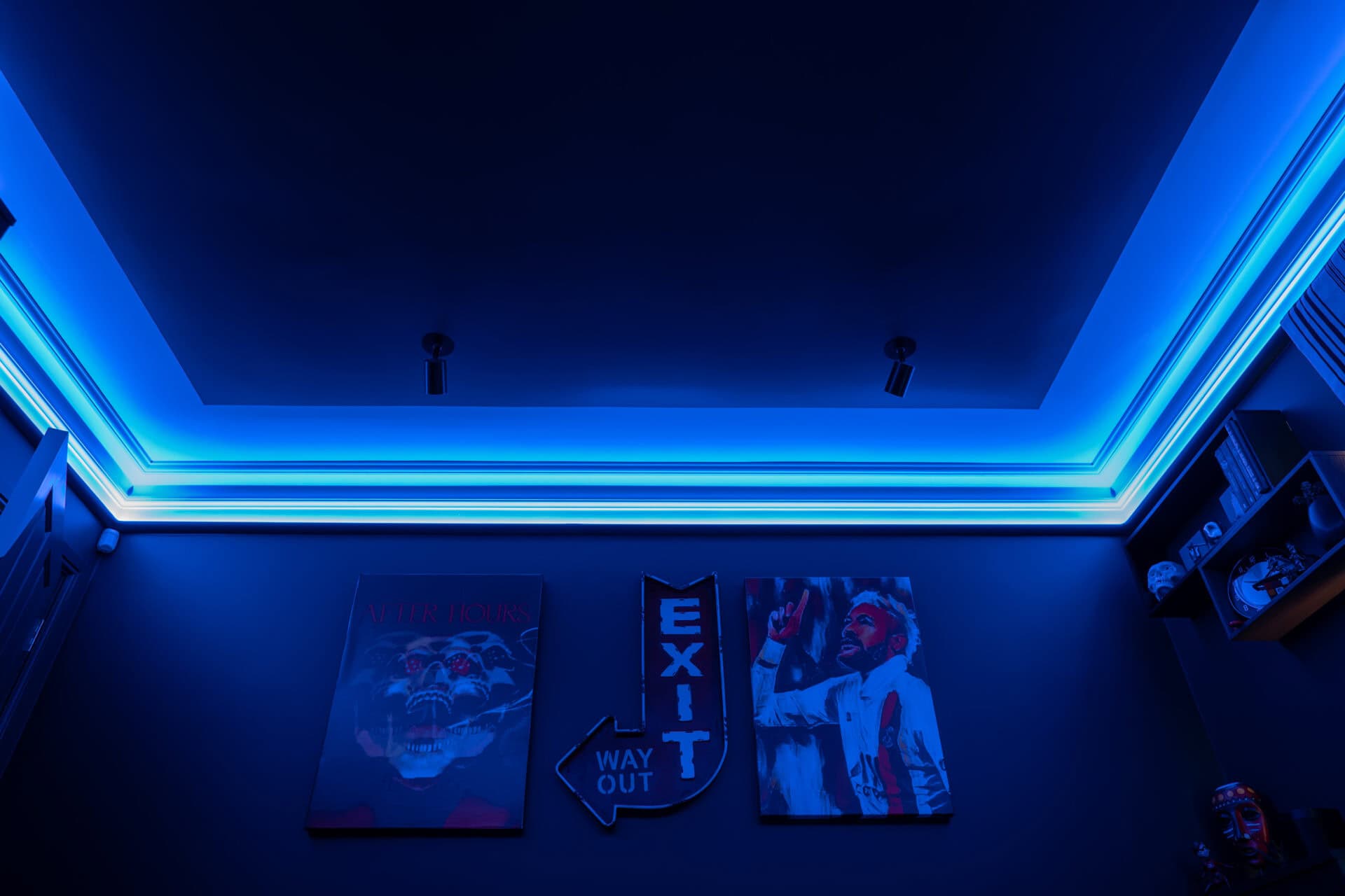 Lighting Design 101: How Designer's Layer Light (and What Electricians Miss) 2 Blue LED light strip using a halo effect in a teenager's bedroom